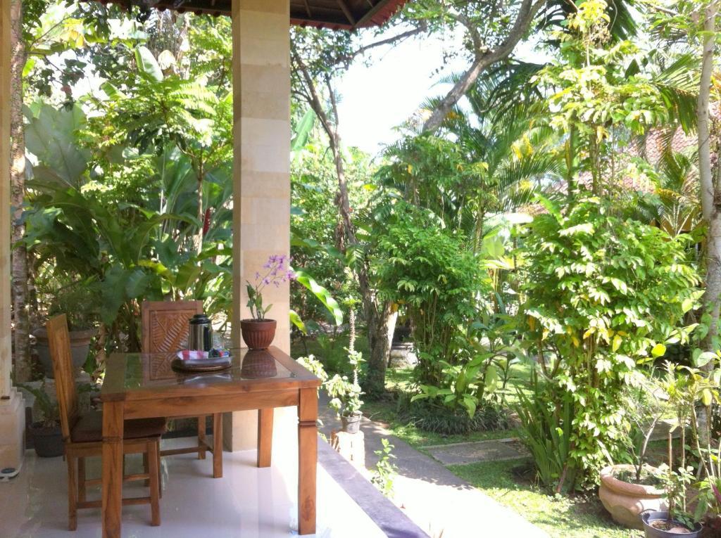 Karang Mesari Ubud Guest House Zewnętrze zdjęcie